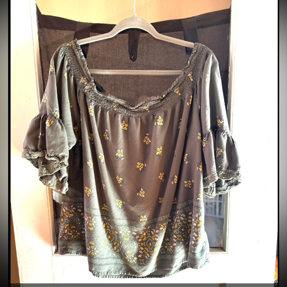 Maurices Gray Floral Off-Shoulder Top
